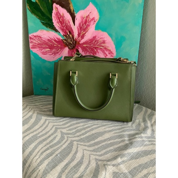 Michael Kors Evergreen Leather Bag 3 in 1 bag Crossbody/shoulder/handbag New - Picture 3 of 4